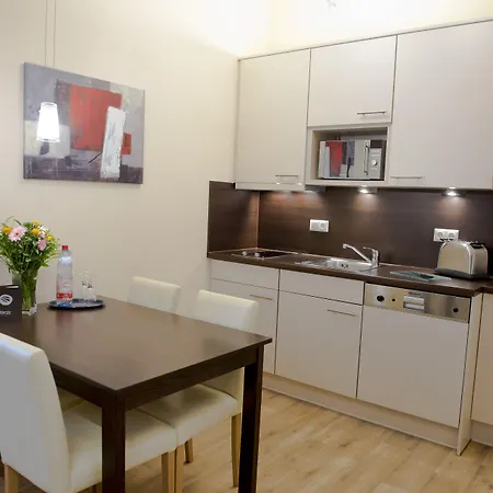 M小区公寓酒店 5*